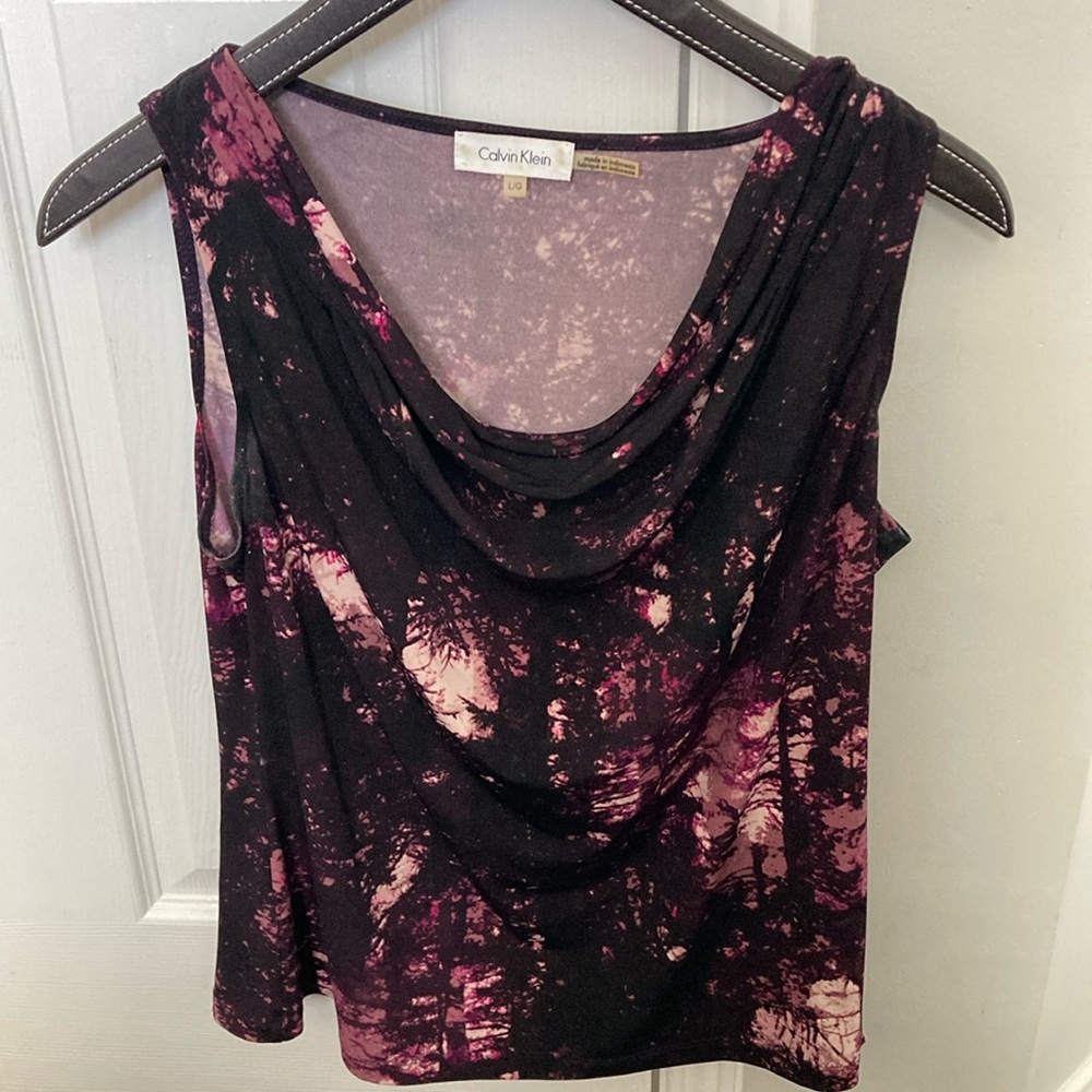 Calvin Klein tank top purple and pinks suze large